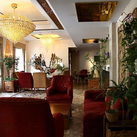 Aqua Hotel Tbilisi Esterno foto
