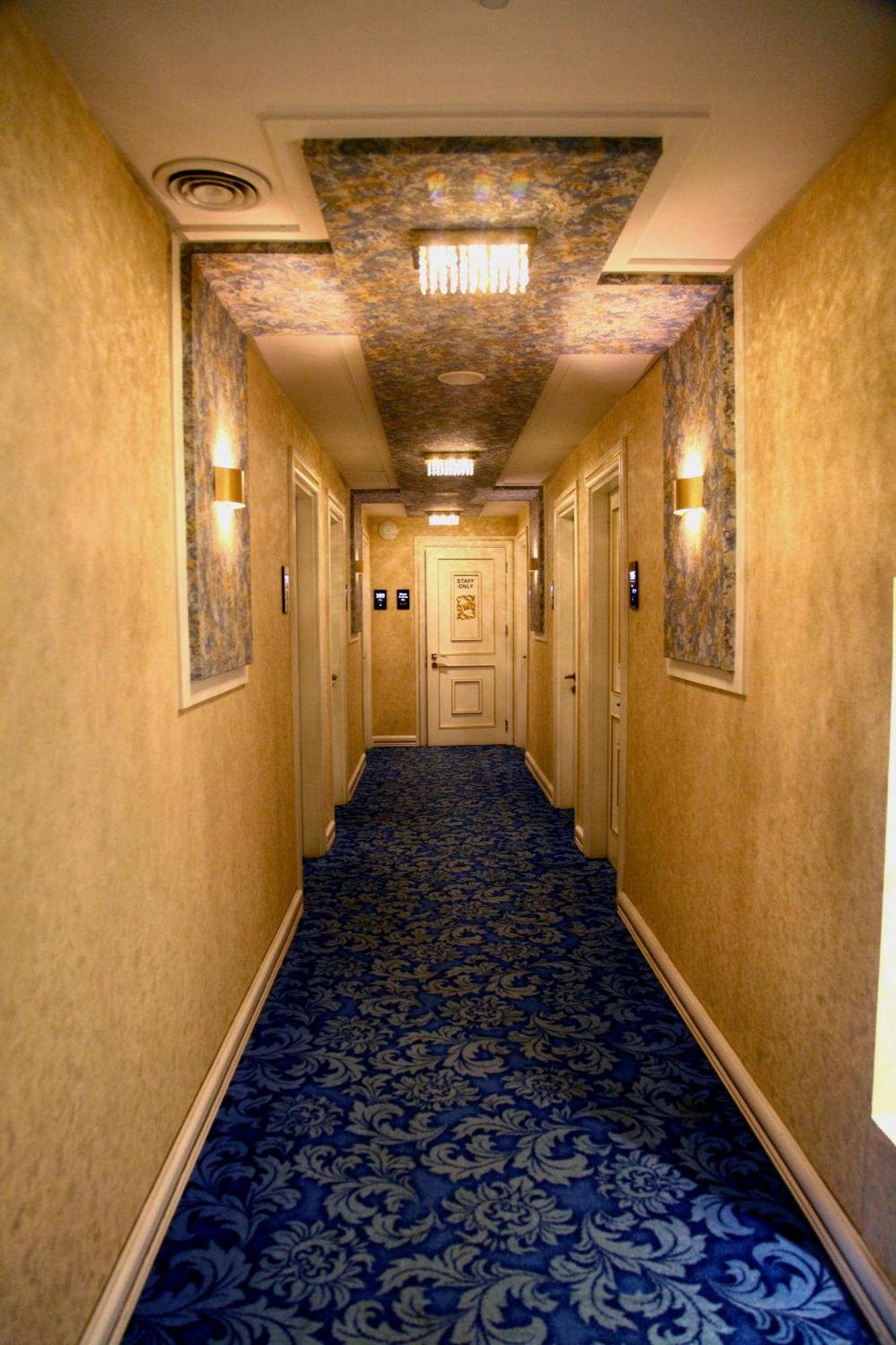 Aqua Hotel Tbilisi Esterno foto