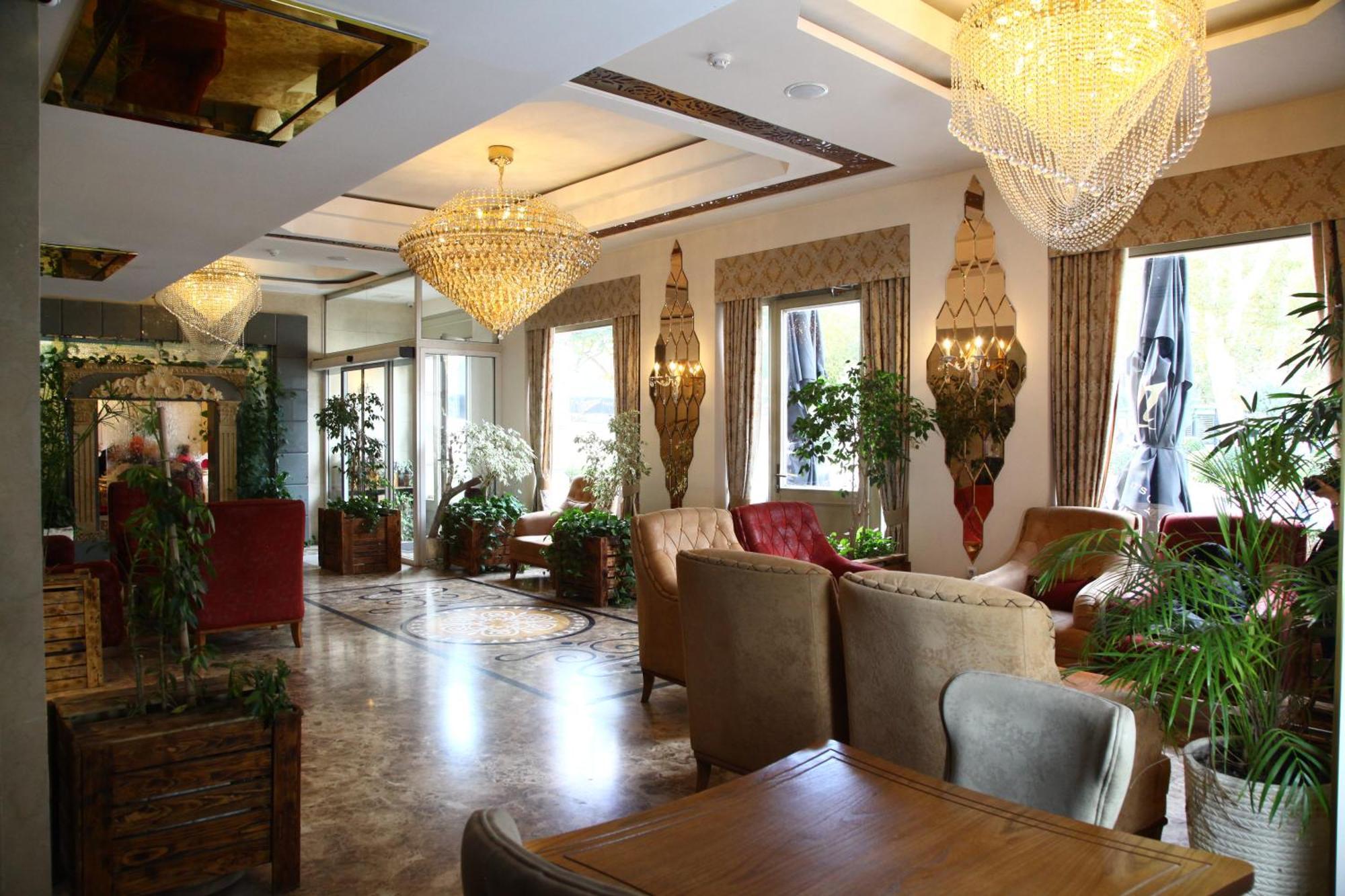Aqua Hotel Tbilisi Esterno foto