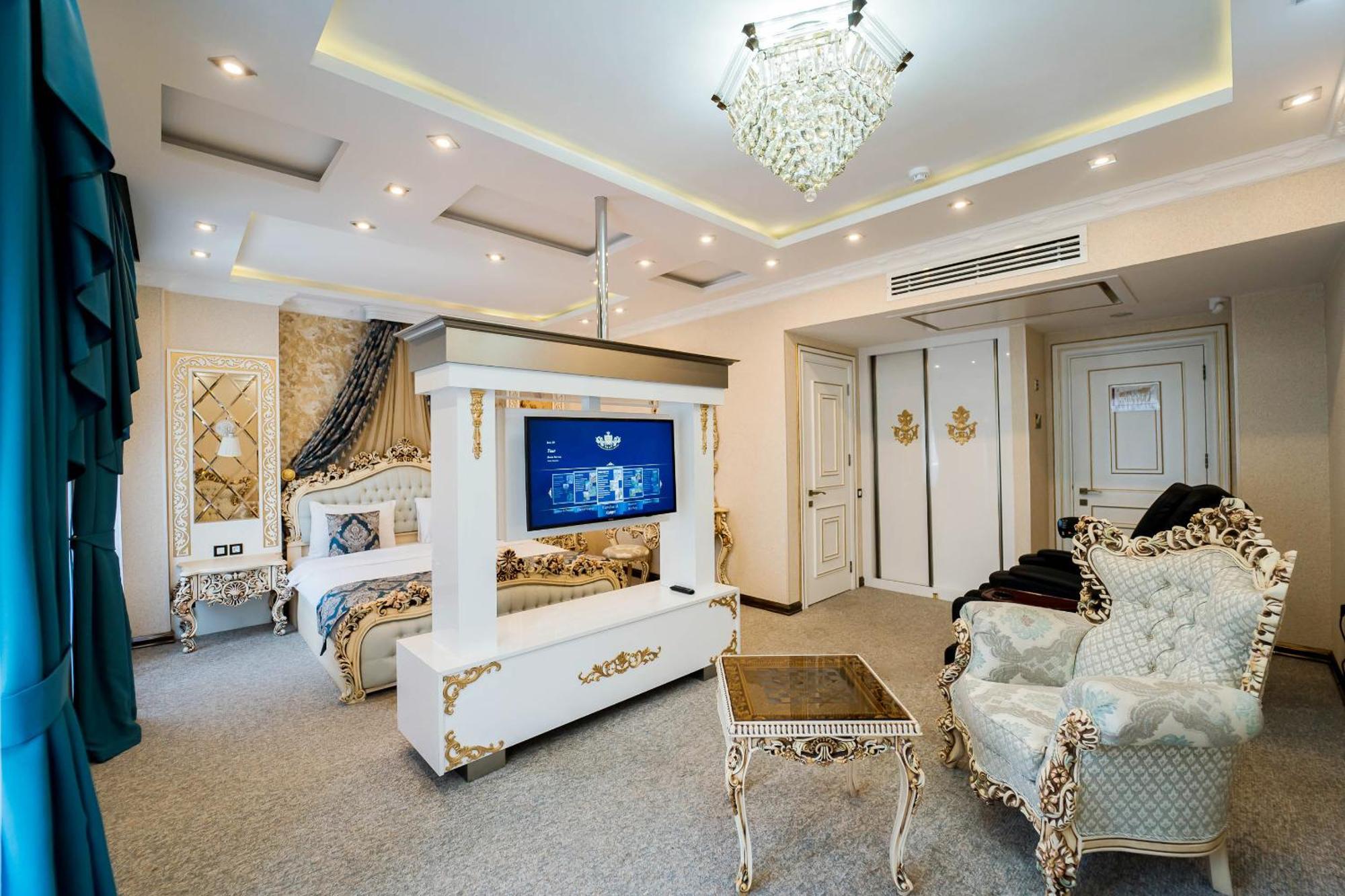 Aqua Hotel Tbilisi Esterno foto